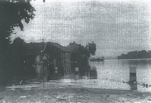 Hochwasser1923beiAltzingerGetreideMagazin