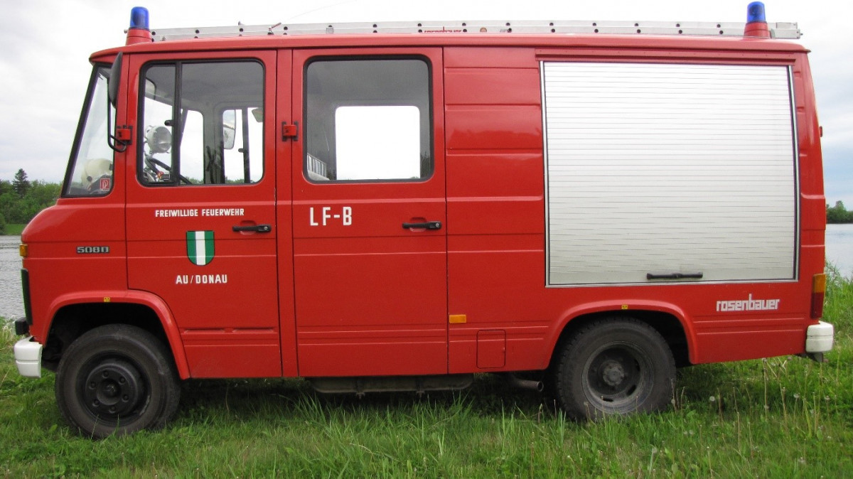 LF-B